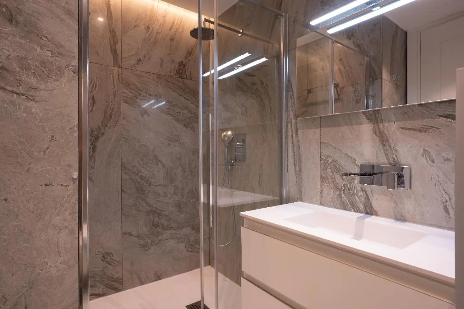 Apartment Center Bay Luxueux Appartement Avec Vue Mer 6 Eme Etage Juan-les-Pins